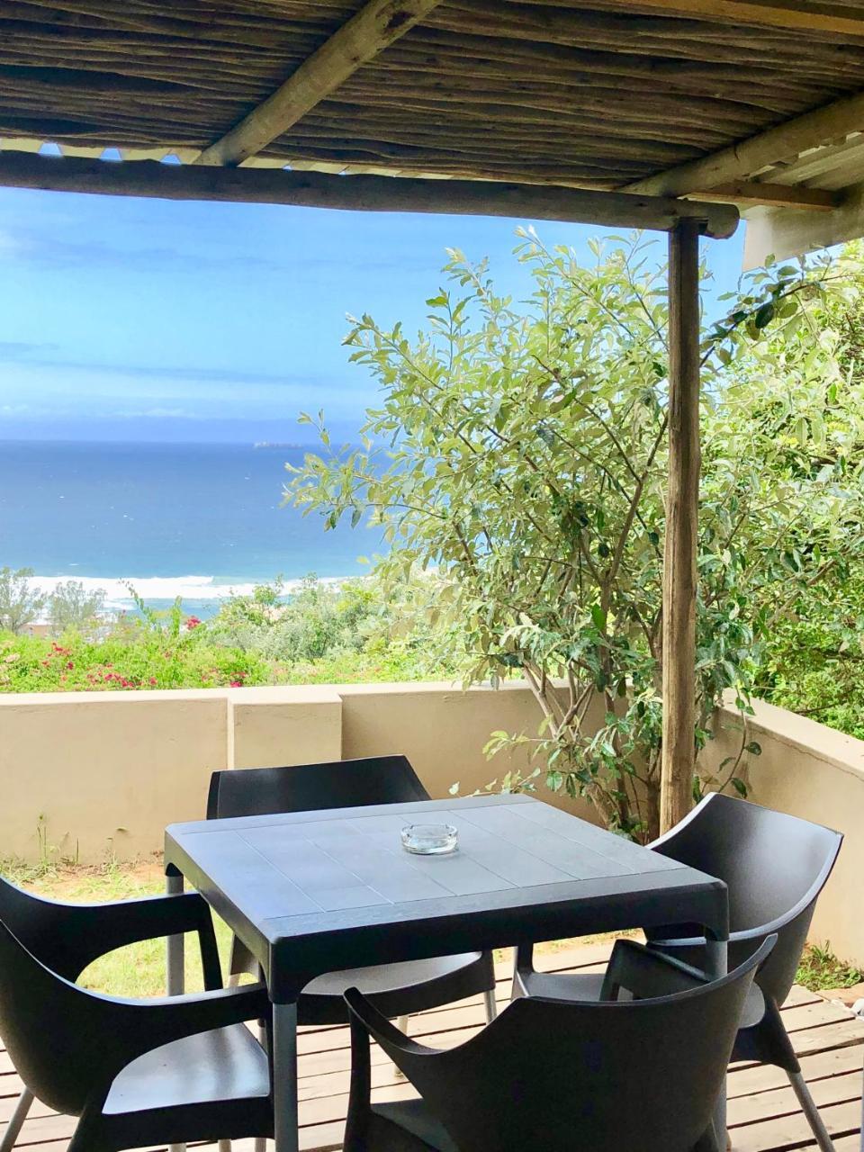 Beachbreak Cottages Umhlanga Rocks 외부 사진