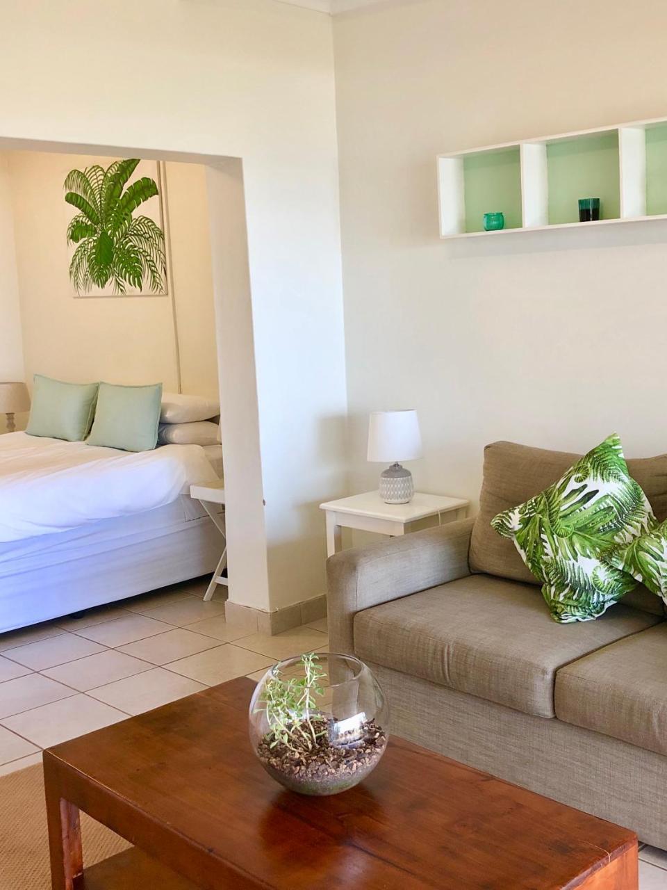 Beachbreak Cottages Umhlanga Rocks 외부 사진