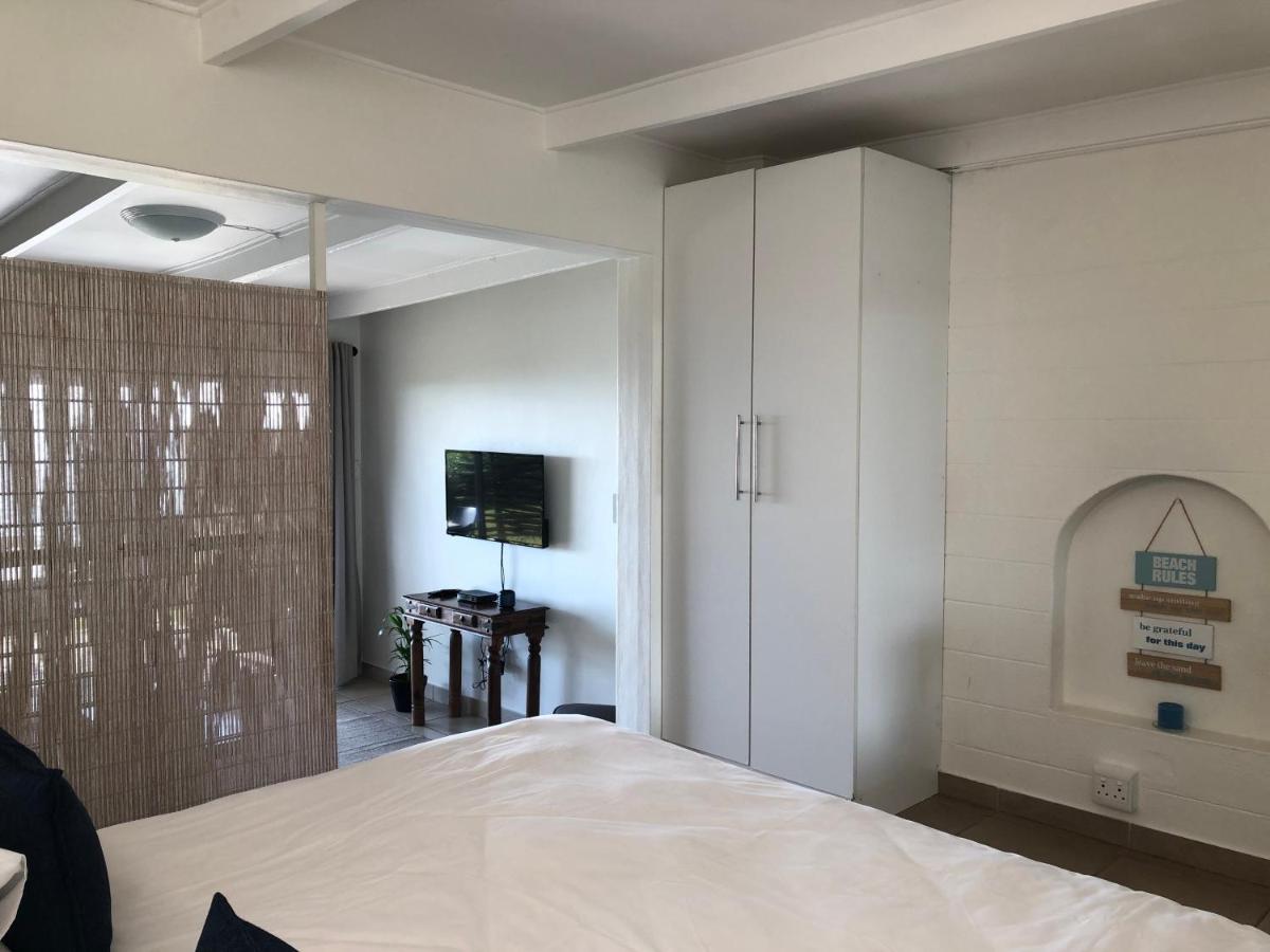 Beachbreak Cottages Umhlanga Rocks 외부 사진